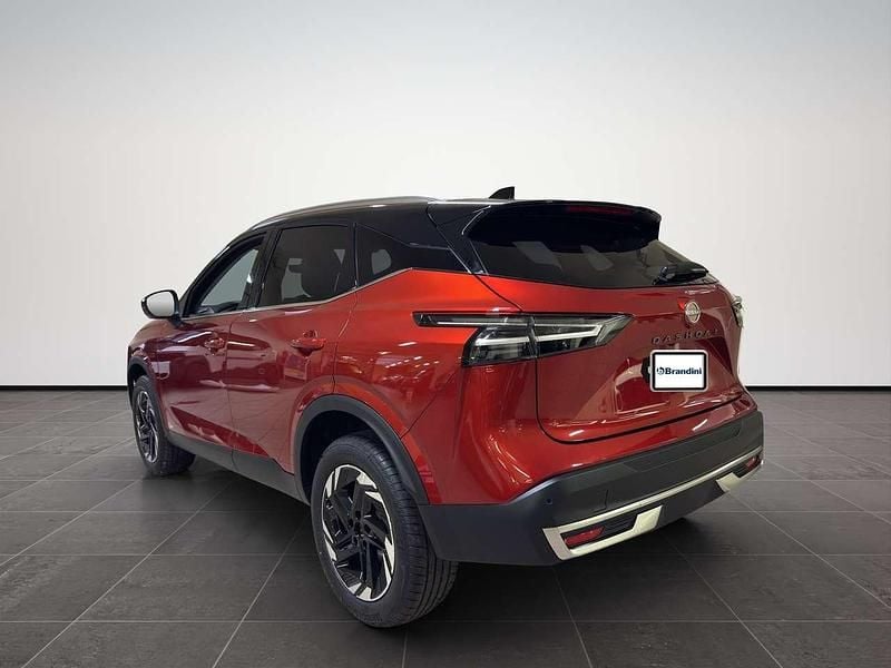 Nuova Nissan Qashqai N-Connecta 140 CV (102 kW) 2026 Fuji sunset red/black SUV