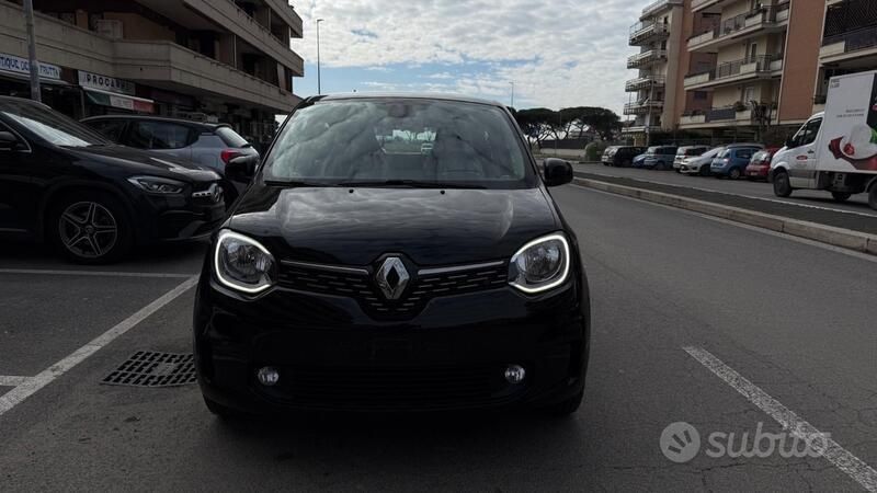 Nero Usata 2019 Renault Twingo Intens Due volumi | 10.900 € (Buon prezzo) - Immagine 1/4