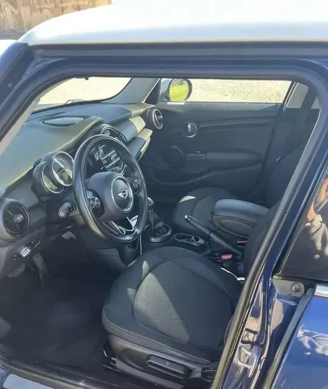 Usata Mini Cooper D Business 116 CV (85 kW) 2015 Blu/azzurro Utilitaria