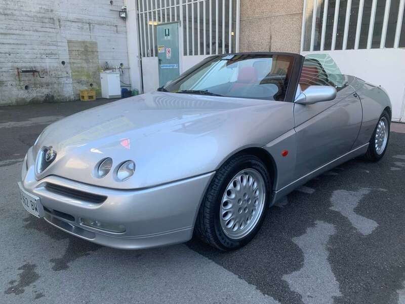 Usato 1997 Alfa Romeo Spider 2.0 Benzin 150 CV (11.900 €)