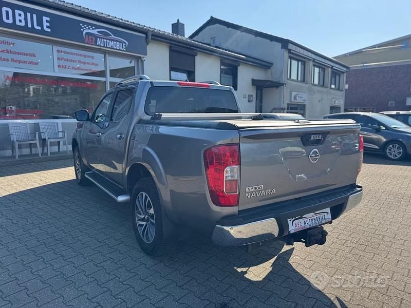 Usata Nissan Navara N-Connecta 190 CV (139 kW) 2018 Grigio Pick-up