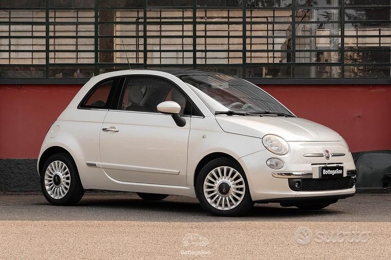 Usata Fiat 500 Lounge 69 CV (50 kW) 2011 Bianco Berlina