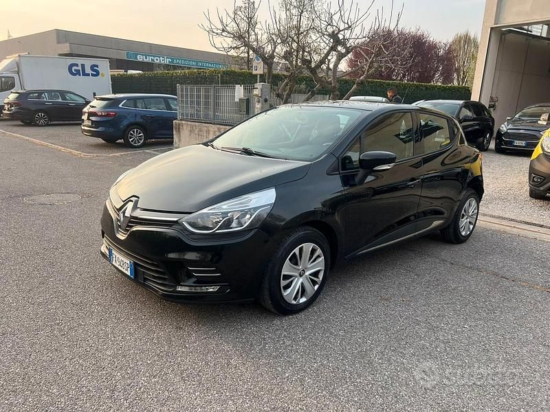 Usata Renault Clio IV Zen 75 CV (55 kW) 2019 Nero Berlina
