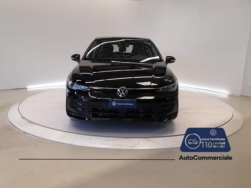 Usado VW Golf VIII Life 116 CV (85 kW) 2025 Negro Berlina