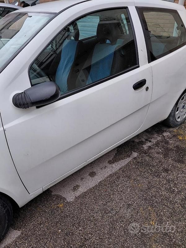 Usata Fiat Punto 2005 Bianco Utilitaria