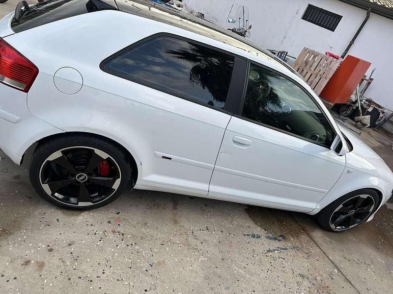 Usata Audi A3 Ambiente 170 CV (125 kW) 2007 Utilitaria