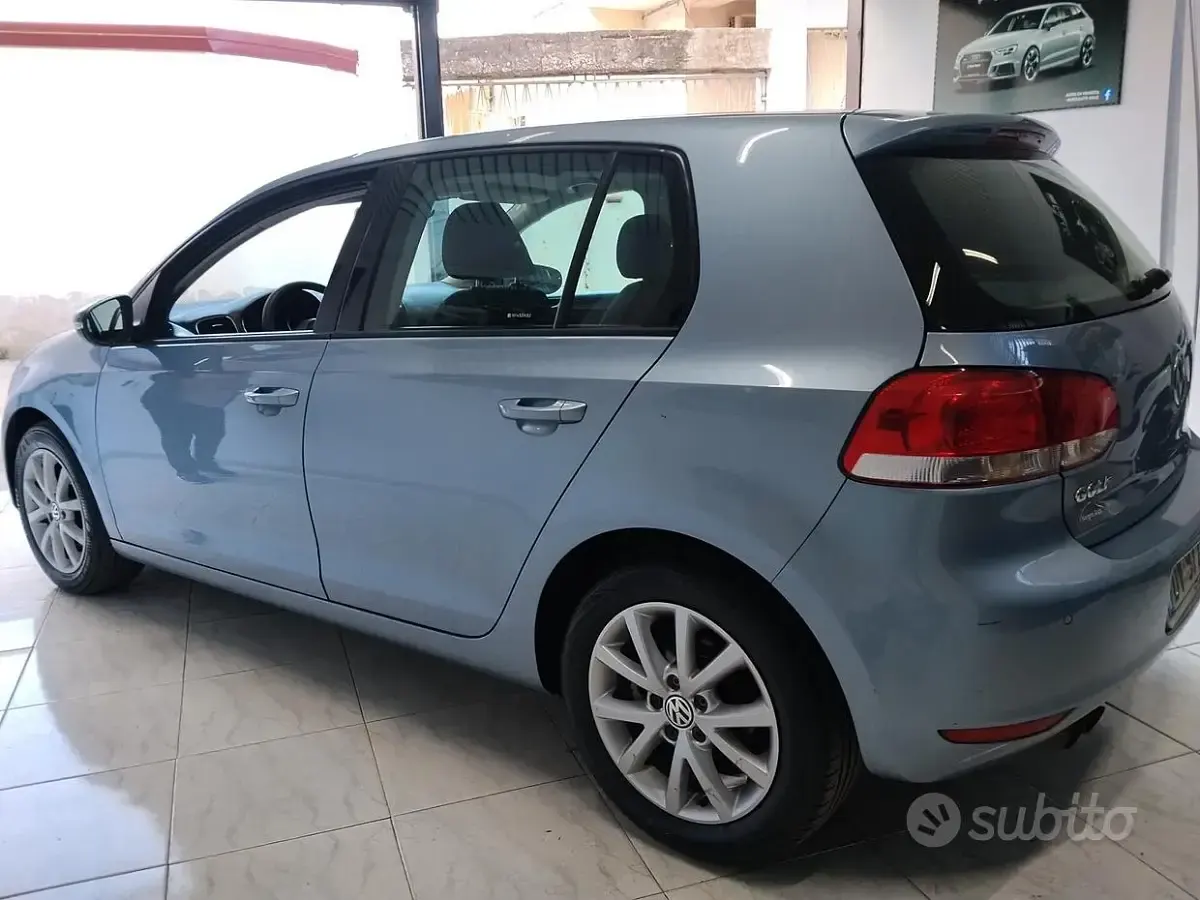 Usata VW Golf VI 122 CV (89 kW) 2009 Bluazzurro Utilitaria