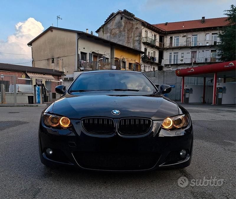 Usata BMW 320 177 CV (130 kW) 2010 Nero Coupé