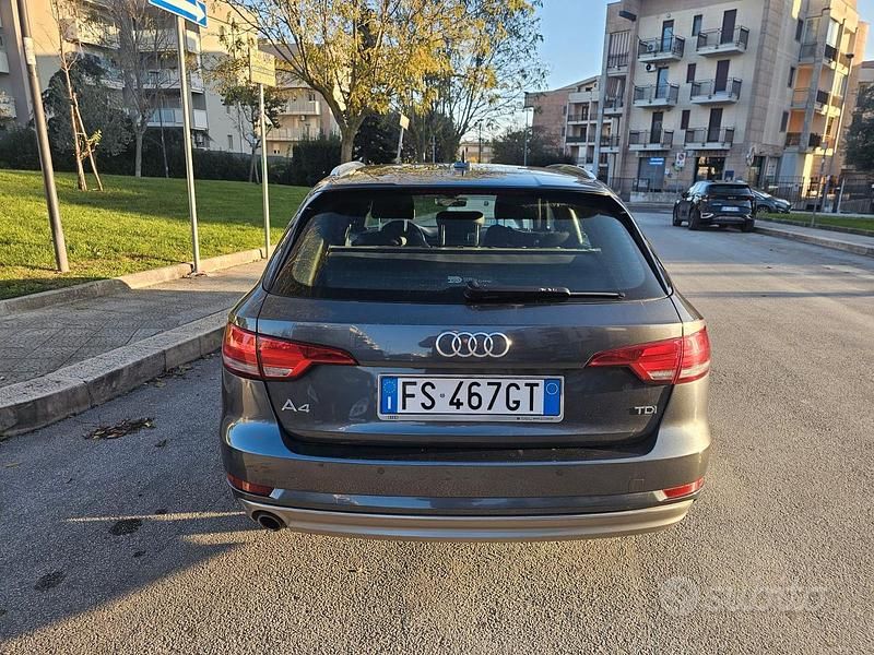 Usata Audi A4 S-Line 150 CV (110 kW) 2018 Grigio Station wagon