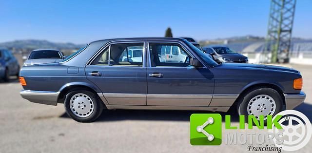 Usata Mercedes 300 SE 179 CV (131 kW) 1990 Blu Berlina