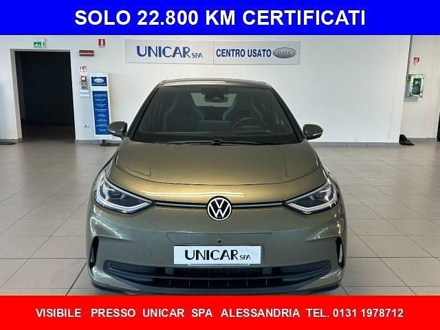 Usata VW ID.3 Pro Performance 150 kW (204 CV) 2023 Dark olivine green Utilitaria
