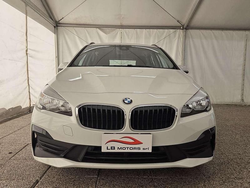 Usata BMW 216 Active Tourer Advantage 116 CV (85 kW) 2018 Bianco Monovolume