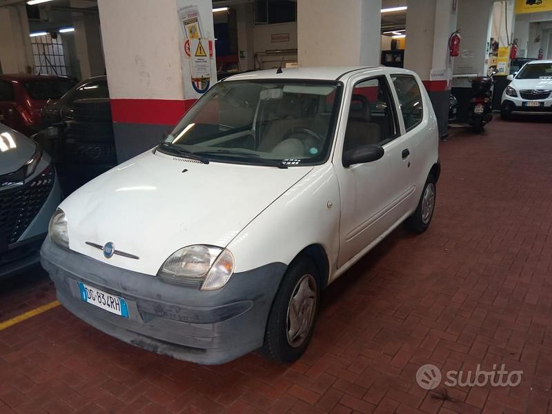 Usata Fiat 600 54 CV (39 kW) 2007 Bianco Utilitaria