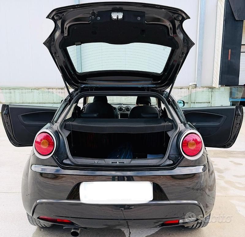 Usata Alfa Romeo MiTo Distinctive 85 CV (62 kW) 2016 Nero Utilitaria