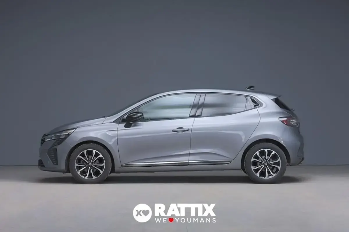 Usata Renault Clio Techno 91 CV (66 kW) 2025 Grigio Utilitaria