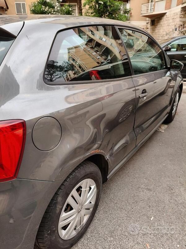 Usata VW Polo 60 CV (44 kW) 2015 Utilitaria