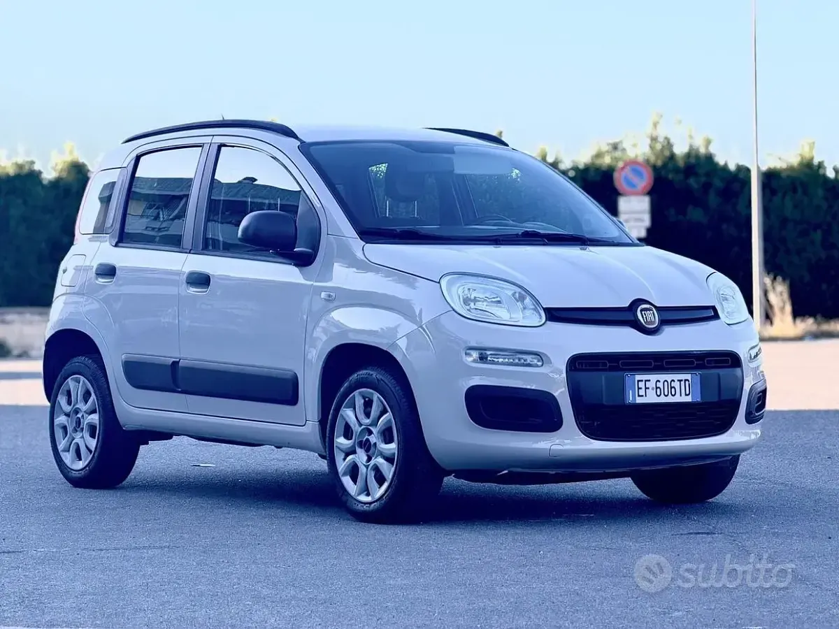 Usata Fiat Panda Lounge 80 CV (58 kW) 2012 Utilitaria