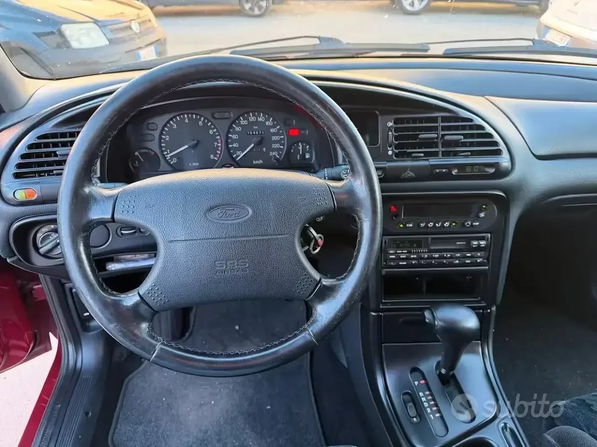 Usata Ford Mondeo 132 CV (97 kW) 1996 Viola Station wagon