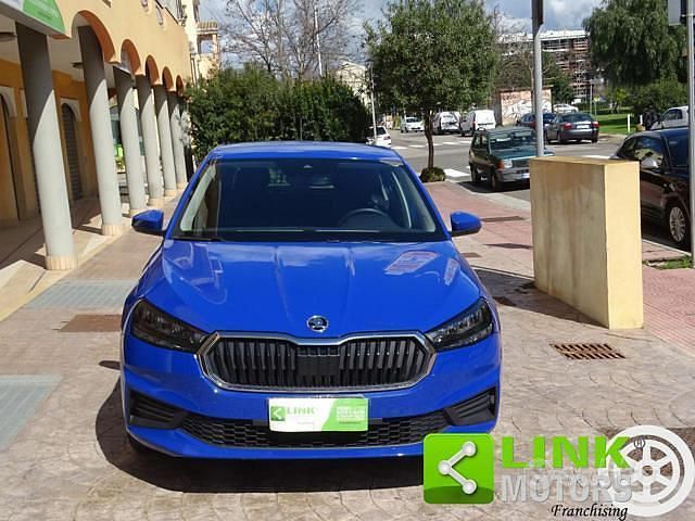 Usata Skoda Fabia Ambition 65 CV (47 kW) 2023 Blu Utilitaria