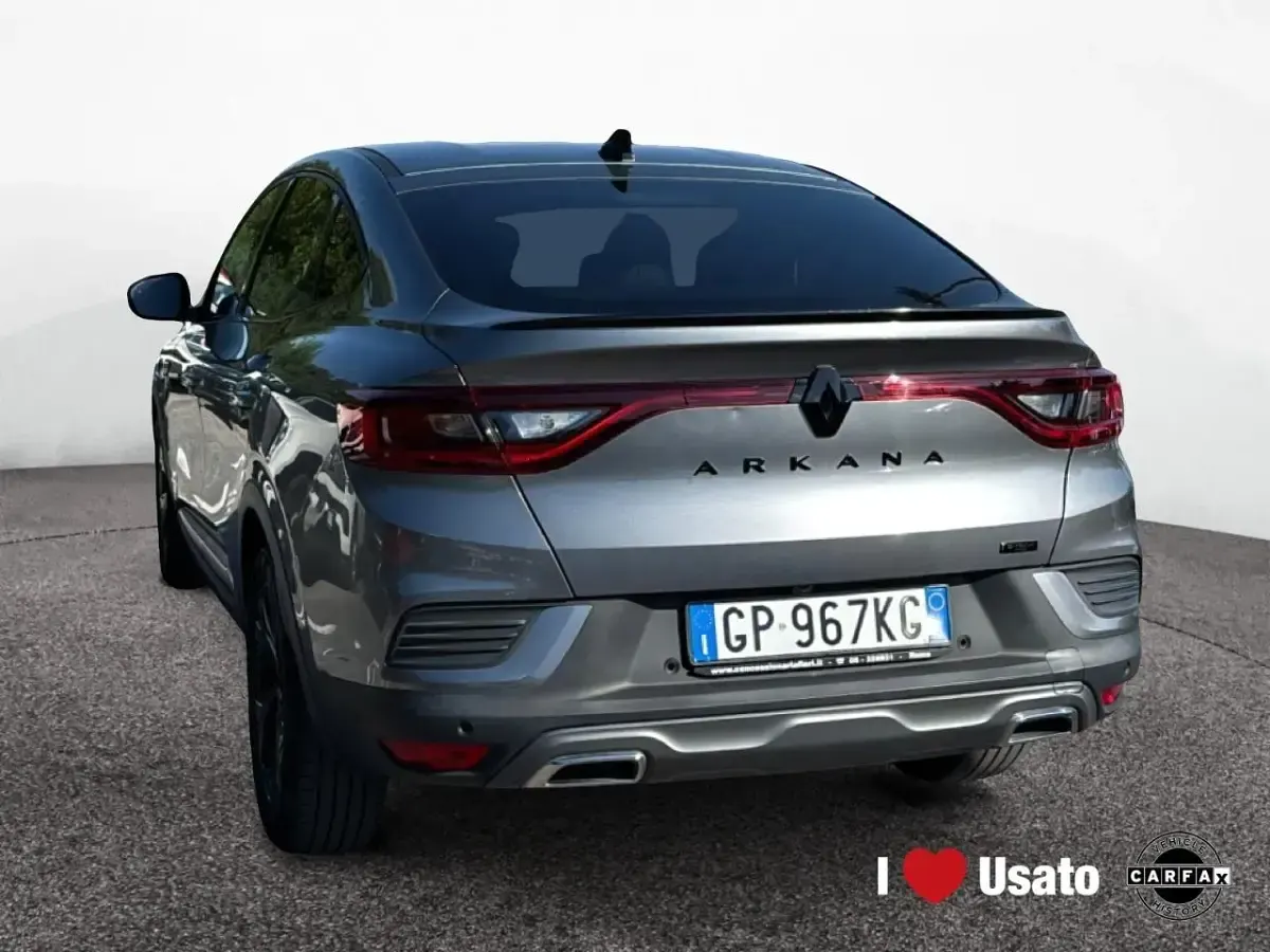 Usata Renault Clio 143 CV (105 kW) 2023 Grigio Utilitaria