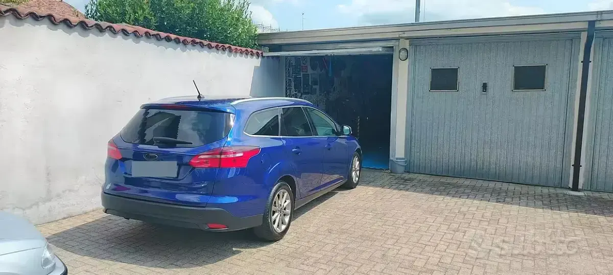 Usata Ford Focus Titanium 120 CV (88 kW) 2018 Bluazzurro Station wagon