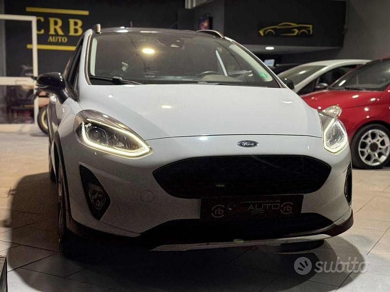 Usata Ford Fiesta 85 CV (62 kW) 2019 Bianco Utilitaria