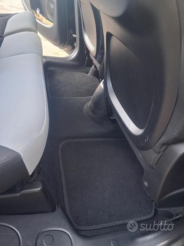 Usata Fiat 500L Lounge 95 CV (69 kW) 2016 Nero Monovolume