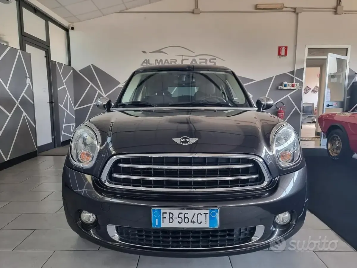 Usata Mini Cooper D Paceman Business 111 CV (81 kW) 2015 Nero SUV