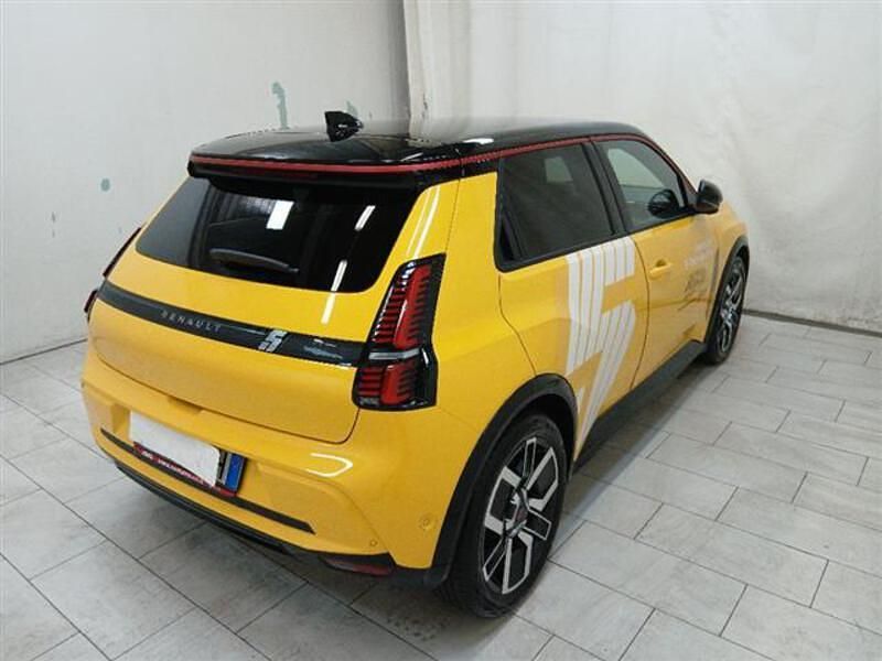 Usata Renault R5 Iconic 110 kW (150 CV) 2024 Giallo Utilitaria
