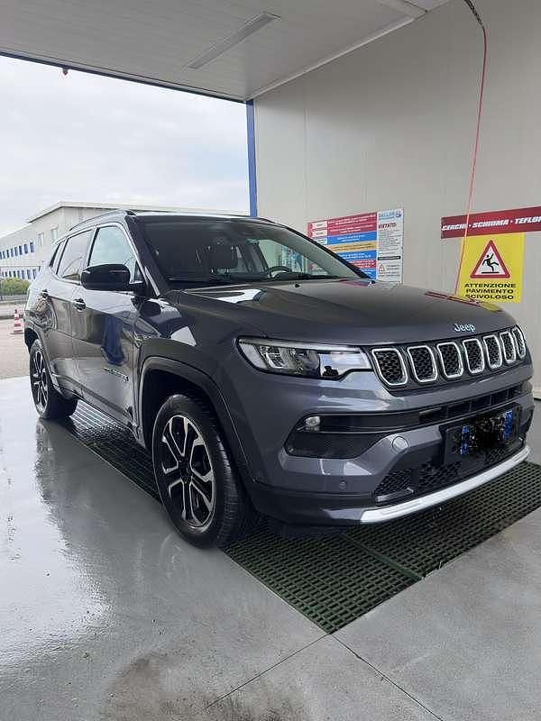 Usata Jeep Compass Limited 131 CV (96 kW) 2022 SUV