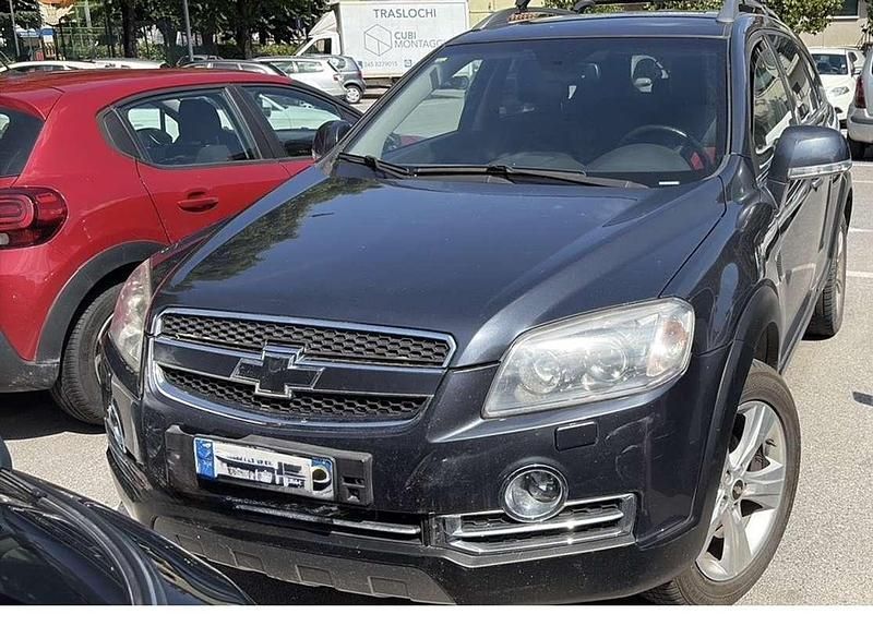 Usata Chevrolet Captiva LT 150 CV (110 kW) 2008 Blu/azzurro SUV