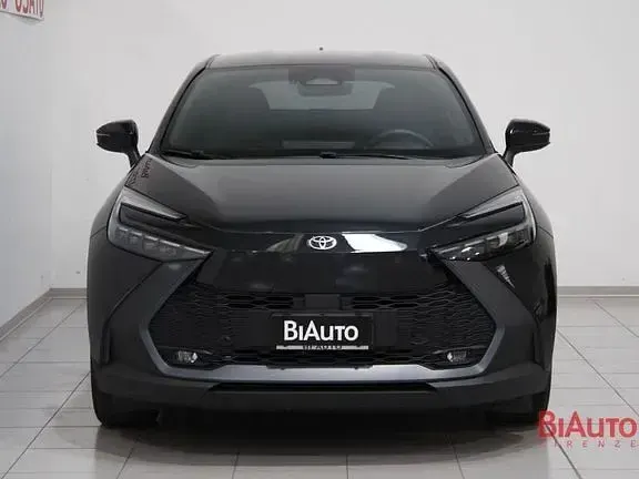 Usata Toyota C-HR Trend 140 CV (102 kW) 2024 Nero SUV
