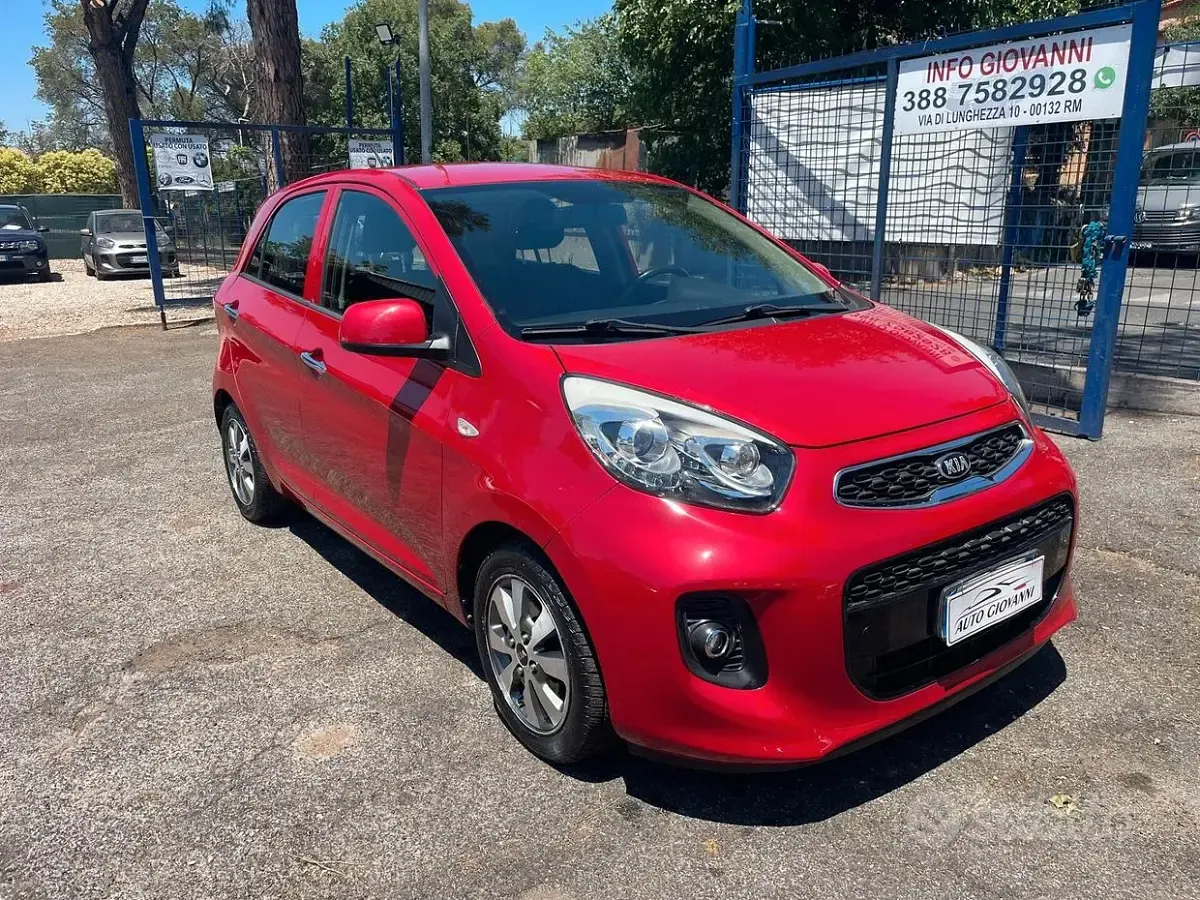 Usata Kia Picanto 67 CV (49 kW) 2016 Rosso Utilitaria