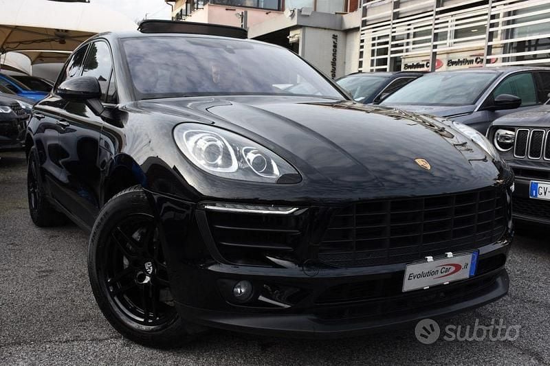 Usata Porsche Macan 265 CV (194 kW) 2018 Nero metallizzato SUV