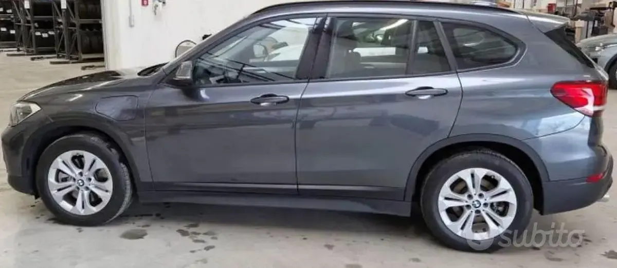 Usata BMW X1 Advantage 125 CV (91 kW) 2021 Grigio SUV