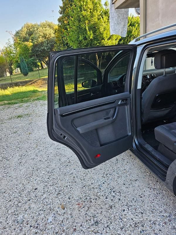 Usata VW Touran 2013 Grigio Monovolume