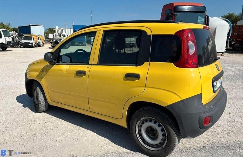 Usata Fiat Panda 80 CV (58 kW) 2017 Giallo Utilitaria