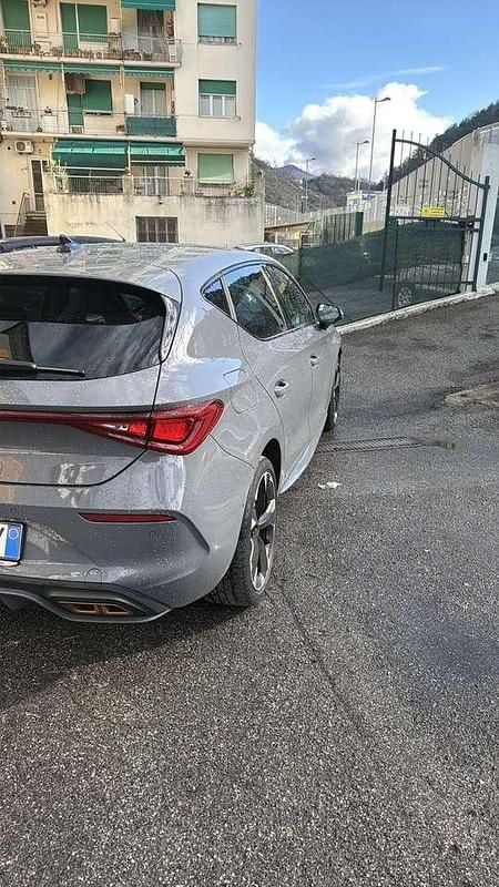 Usata Cupra Leon VZ2 150 CV (110 kW) 2021 Grigio Berlina