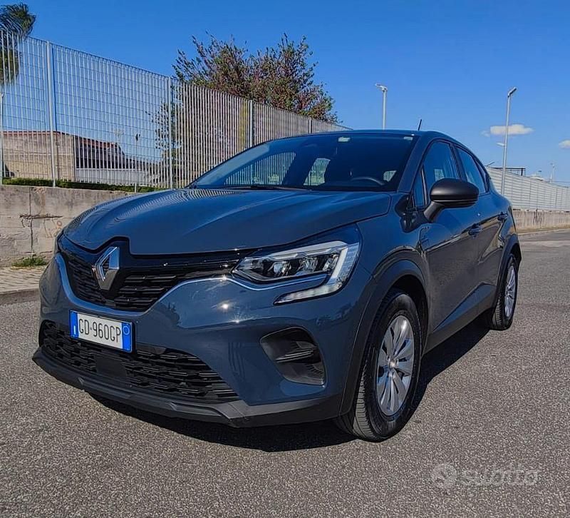 Usata Renault Captur 95 CV (69 kW) 2021 Blu SUV