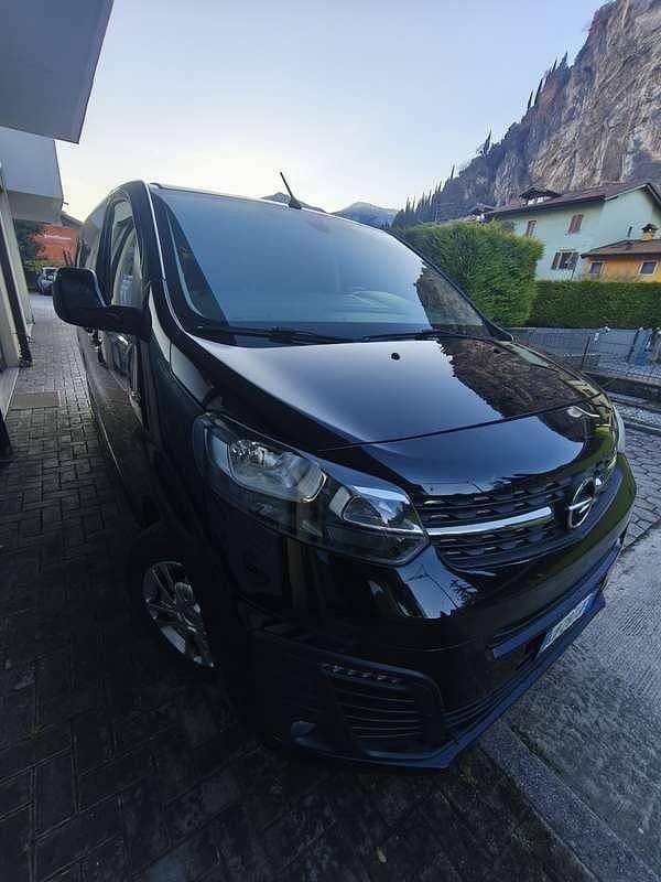 Usata Opel Zafira Life 125 CV (91 kW) 2020 Nero Monovolume