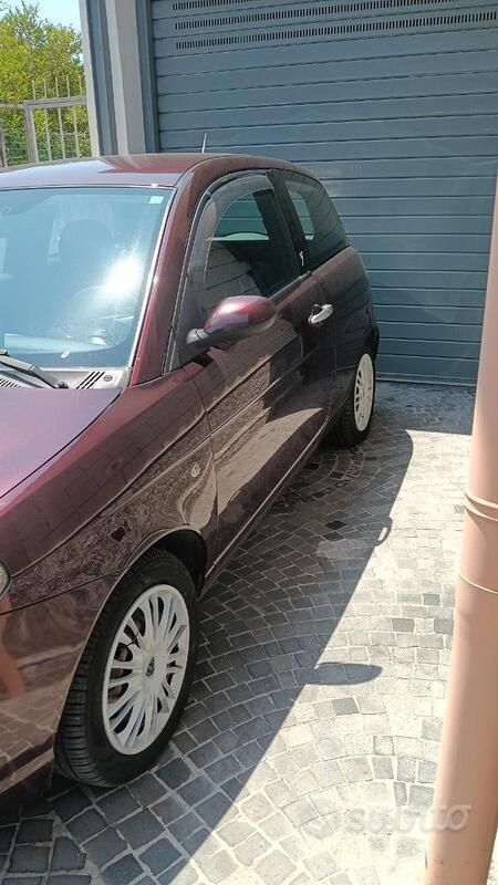 Usata Lancia Ypsilon 69 CV (50 kW) 2009 Utilitaria