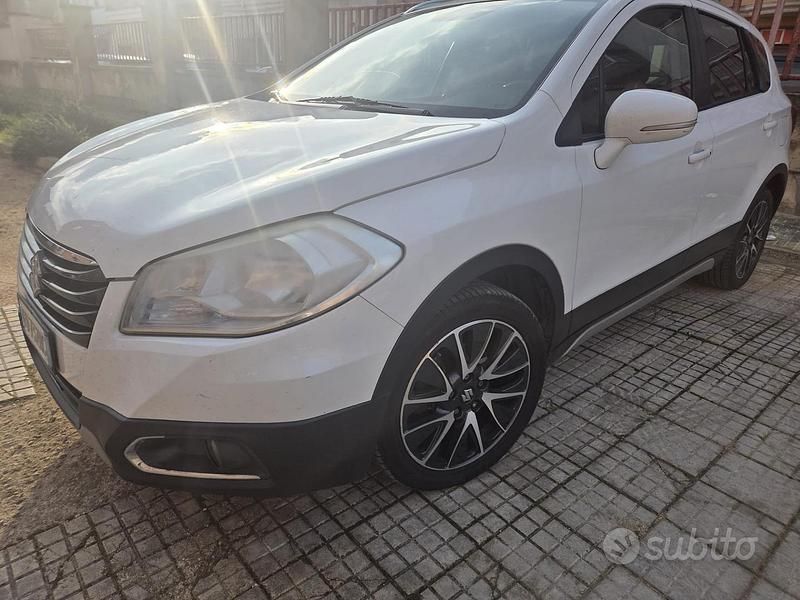 Usata Suzuki SX4 S-Cross 120 CV (88 kW) 2015 Bianco SUV