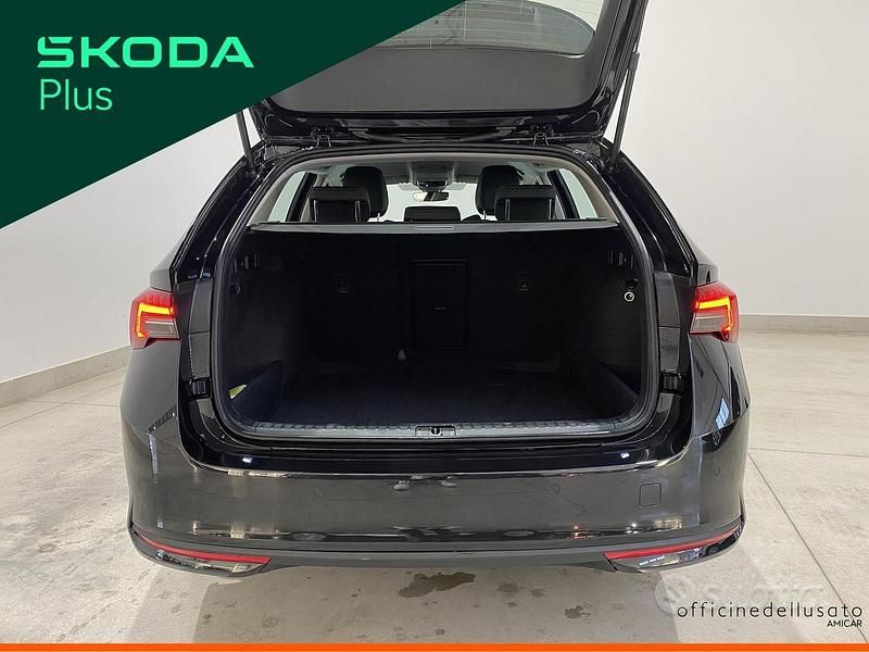 Usata Skoda Octavia Selection 150 CV (110 kW) 2025 Nero Station wagon
