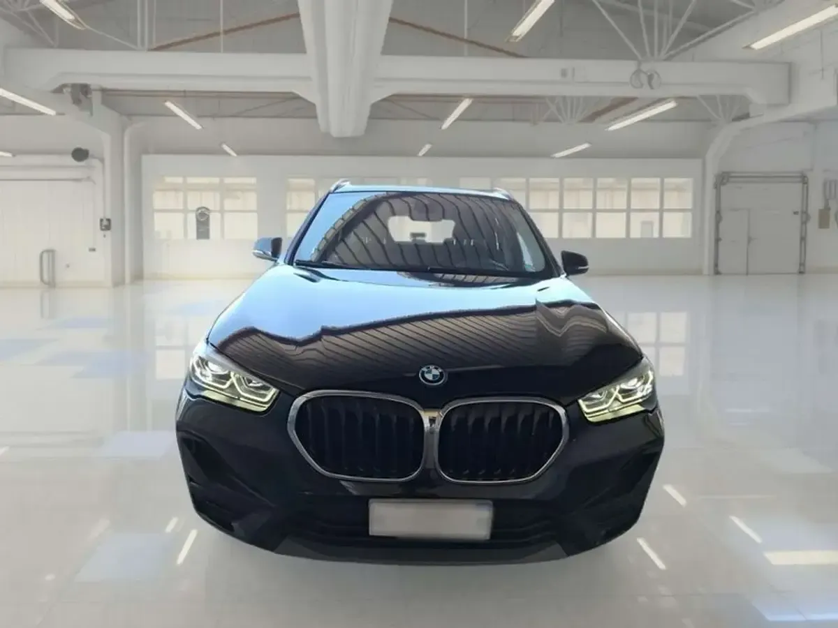 Usata BMW X1 Advantage 125 CV (91 kW) 2022 Nero SUV
