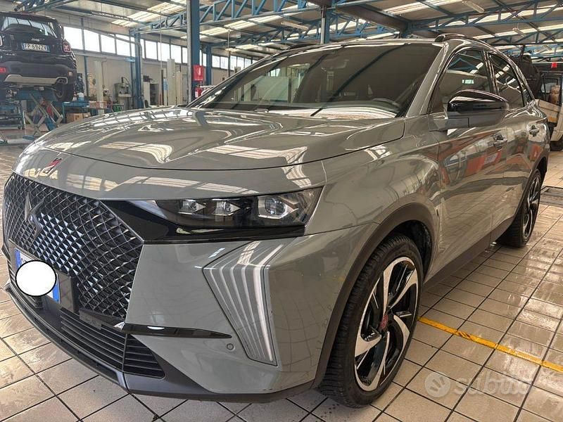Usata DS Automobiles DS7 Crossback Opera 131 CV (96 kW) 2024 Grigio scuro SUV