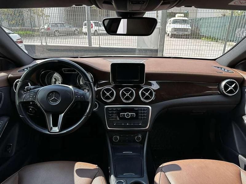 Usata Mercedes CLA220 170 CV (125 kW) 2013 Berlina