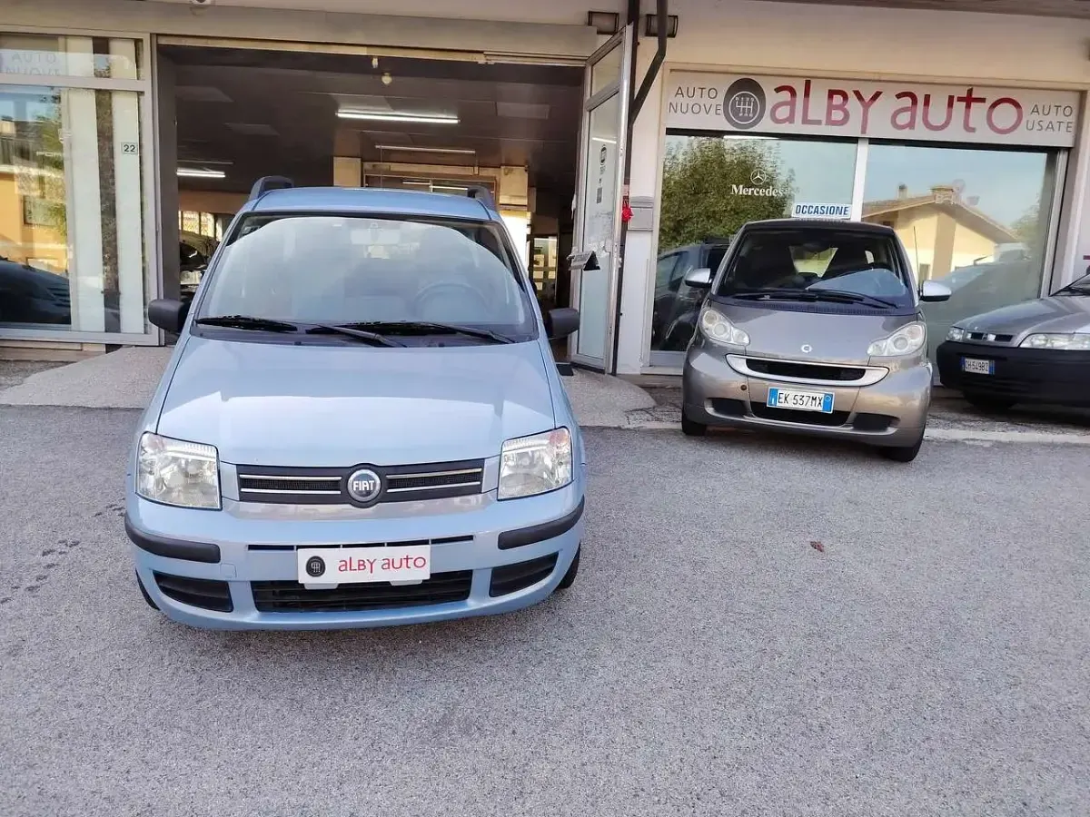 Usata Fiat Panda Dynamic 60 CV (44 kW) 2007 Azzurro Utilitaria