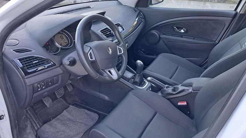 Usata Renault Mégane 90 CV (66 kW) 2011 Bianco Berlina