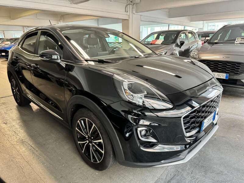 Usata Ford Puma Titanium 125 CV (91 kW) 2022 Nero SUV