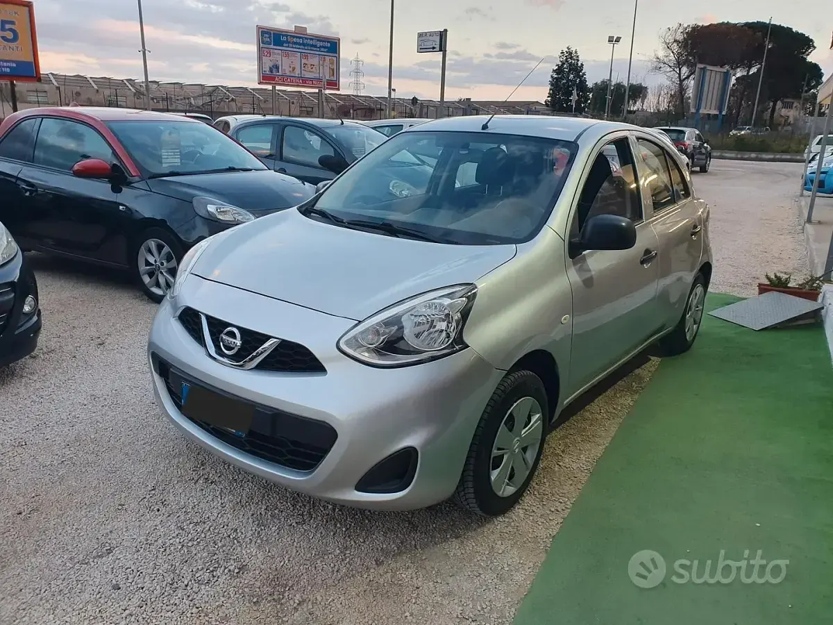 Usata Nissan Micra Acenta 80 CV (58 kW) 2015 Argento Utilitaria